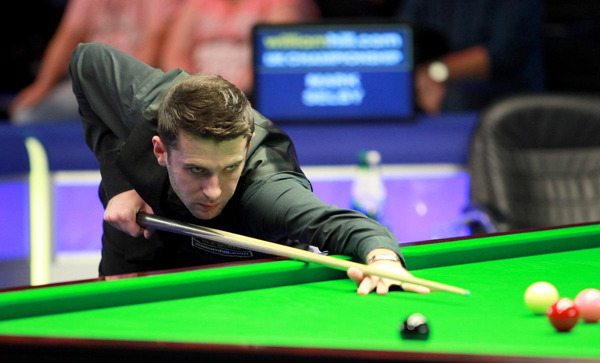 一个充满活 一个充满活