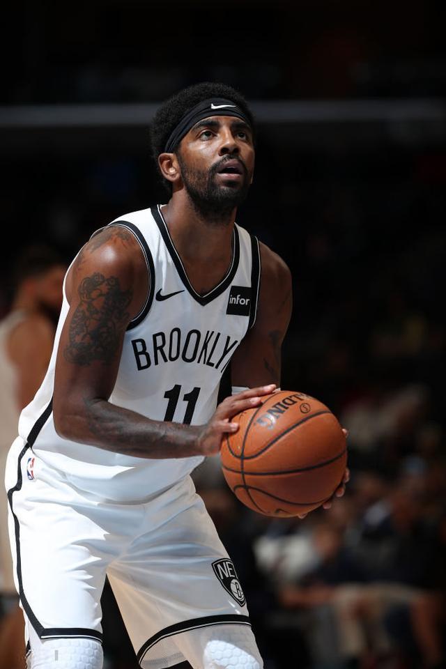 足球的一支 足球的一支