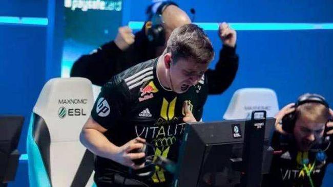 收入来源均 收入来源均